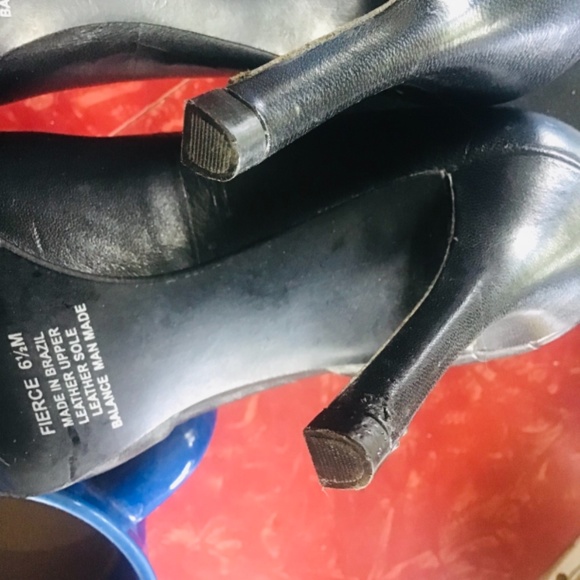 GUESS black leather stiletto pumps 4” heel pointy toe 6.5 - Picture 5 of 7